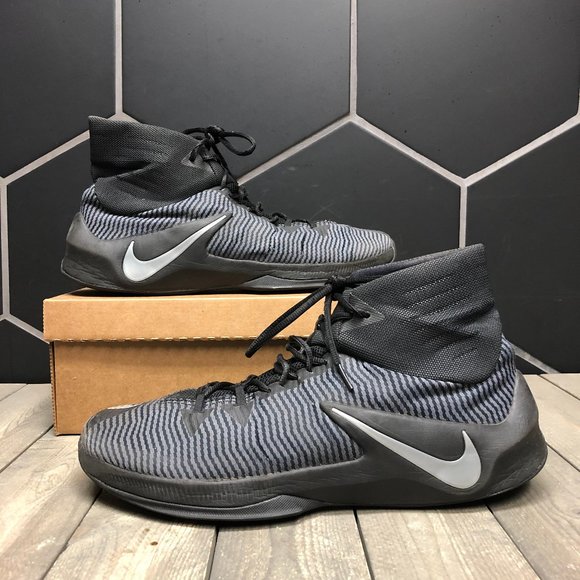 nike zoom clear out black